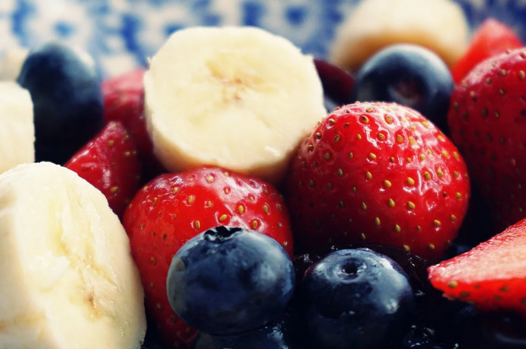 How to Prepare and Cut Fruit